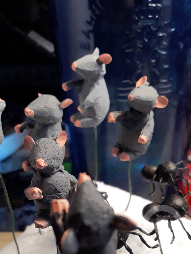 Ghost Gig Globe Rats © Juni K